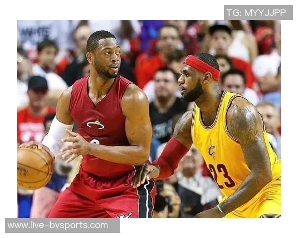 爵士训练营热闹非凡德隆韦德携手出镜贝利乐福同场助阵 爵士训练营热闹非凡德隆韦德携手出镜贝利乐福同场助阵