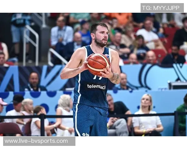 东契奇带队团建活动艾顿分享全明星首次体验感受 东契奇带队团建活动艾顿分享全明星首次体验感受