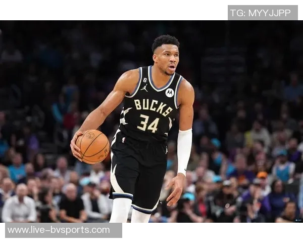 雄鹿队小凯文波特因左脚踝扭伤缺席接下来两场客场比赛 雄鹿队小凯文波特因左脚踝扭伤缺席接下来两场客场比赛