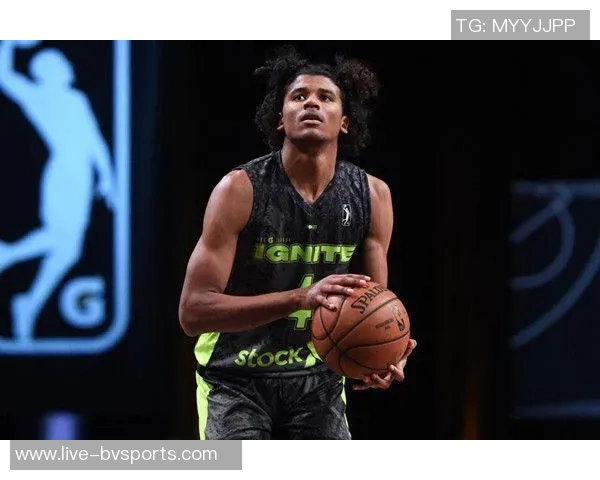 杰伦格林中国赛缺席两场比赛腿筋伤情再度加重令人担忧