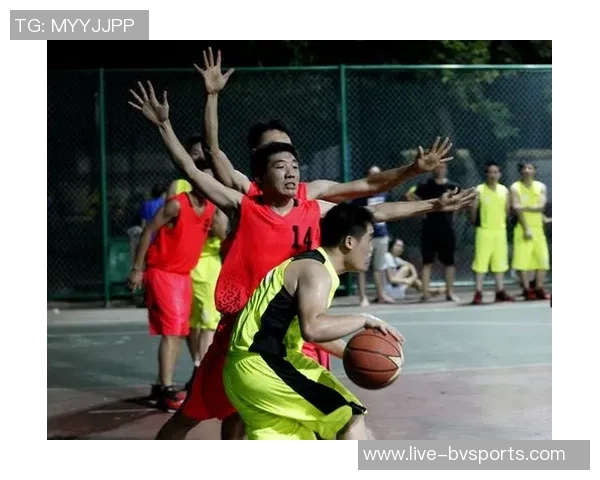 克尼佩尔赞赛恩詹姆斯智慧与力量并存展现篮球智商与实力的完美结合