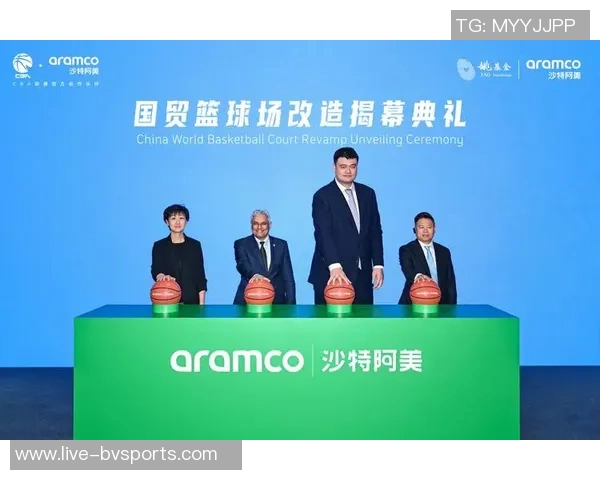 姚明谈篮球场内外的差异:透明竞技与复杂人生的对比分析 姚明谈篮球场内外的差异:透明竞技与复杂人生的对比分析