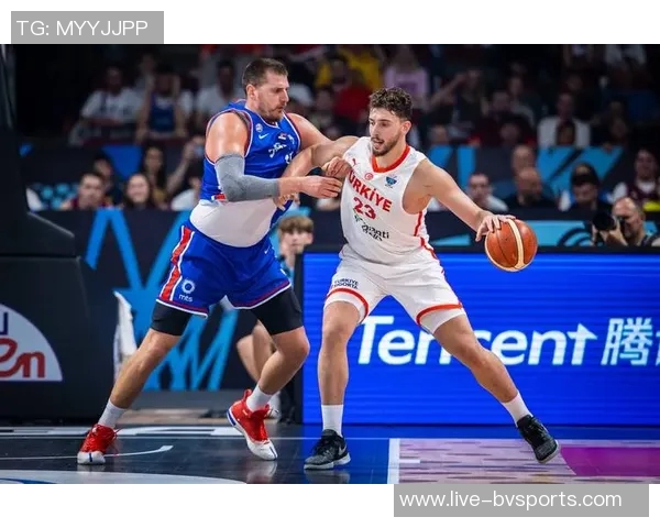 官网MVP榜揭晓约基奇SGA东契奇稳居前三文班8申京9里夫斯获提名